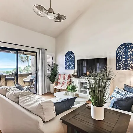 8 Sea Castles Condo